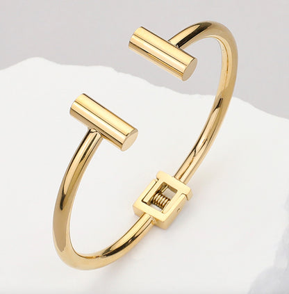 Thora Cuff Bracelet