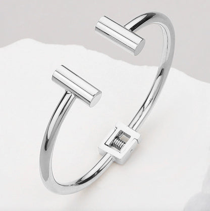 Thora Cuff Bracelet